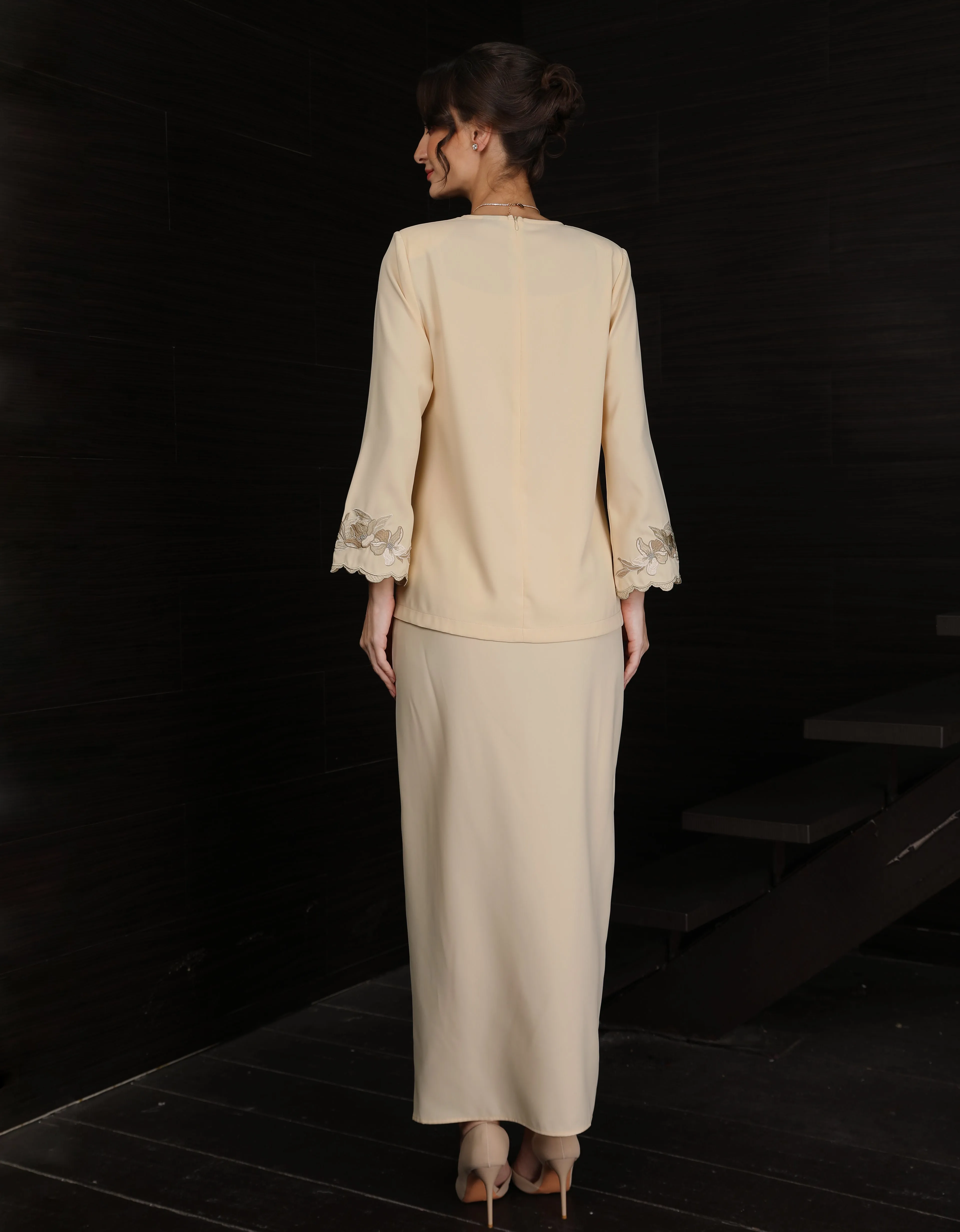 BAJU KURUNG KEDAH DANIELA (CREAM)