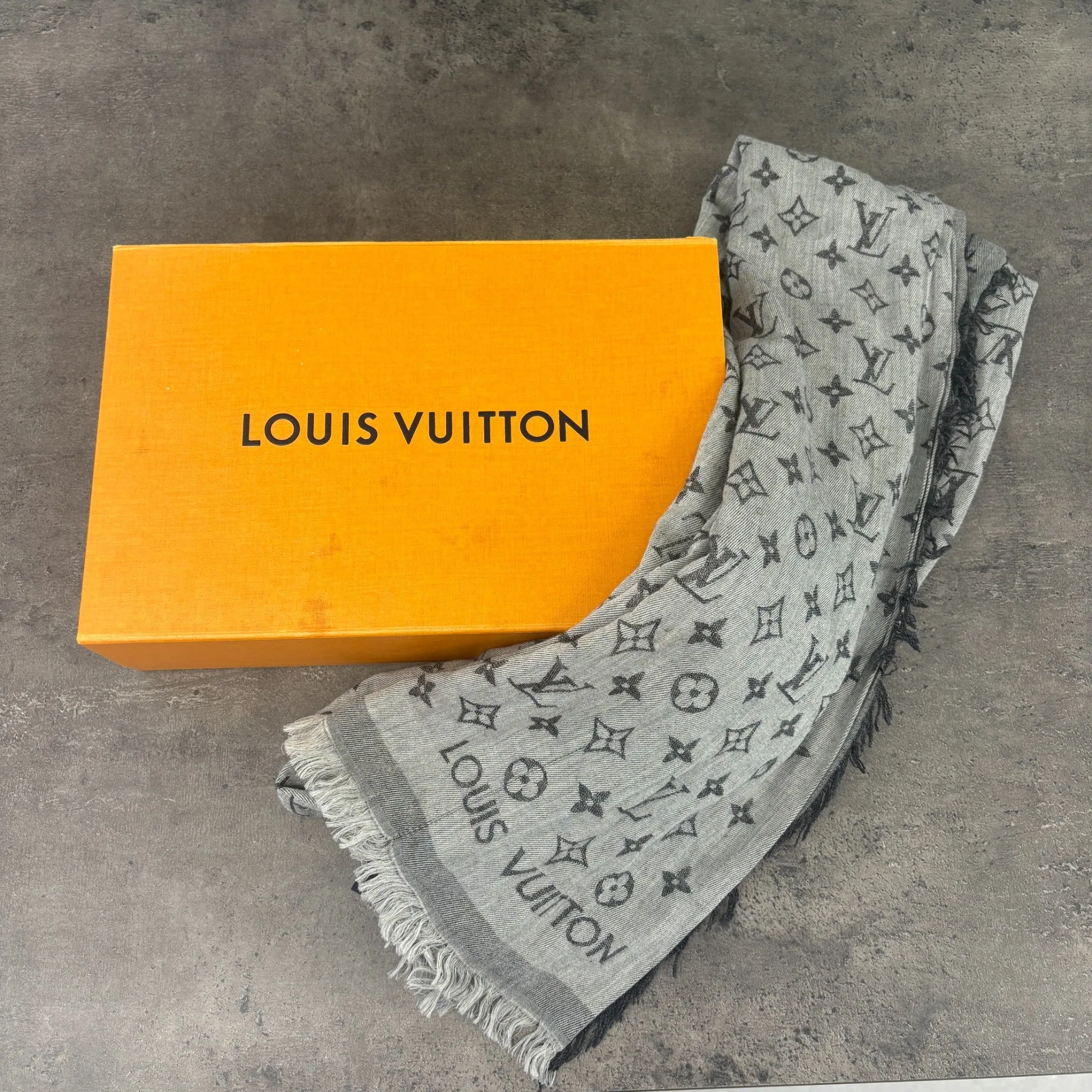 Men's Monogram Scarf Grey