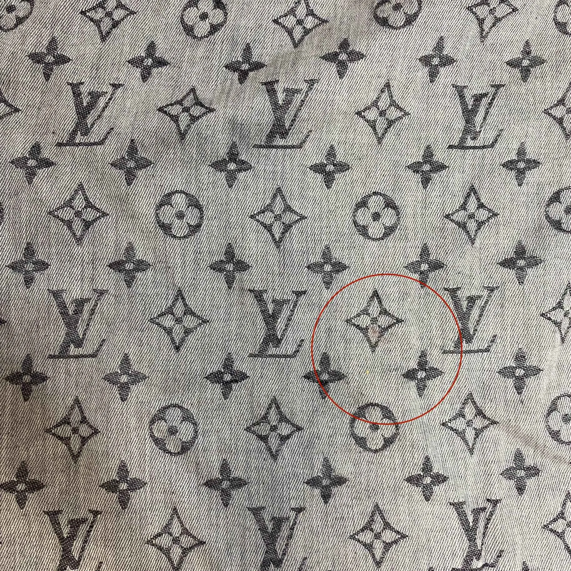 Men's Monogram Scarf Grey