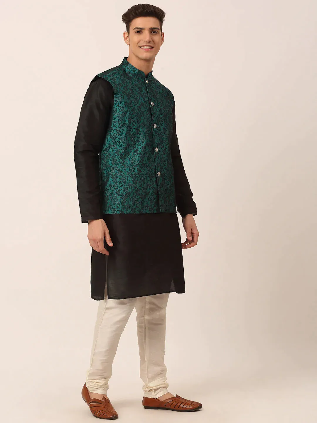 Men'S Solid Kurta Pyjama With Green Woven Design Nehru Jacket